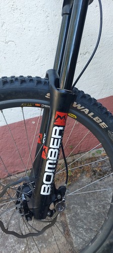 Marzocchi bomber super - super, 26"